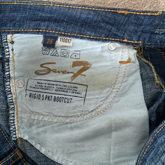 Seven jeans size 26 short boot cut - Picture 8 of 8
